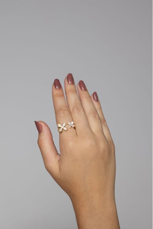 Anel Ajustável Flor Madreperola Com Zircônias