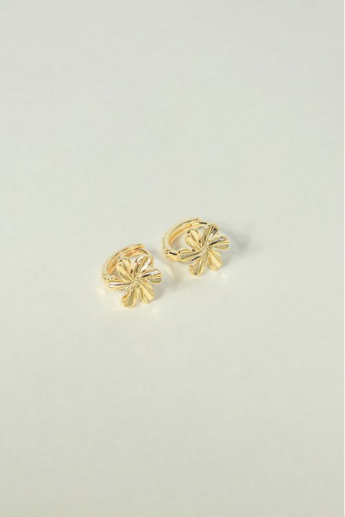 Brinco Argola Click com Flor Lisa