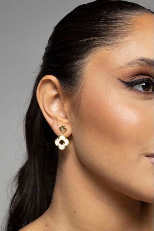 Brinco Duplo Trevo Madreperola