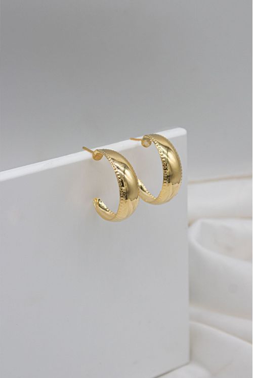 Brinco Argola Aberta Com Detalhes Laterais