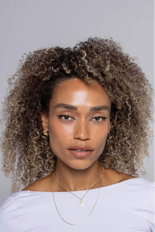 Colar Duplo Espírito Santo Coração Cravejado