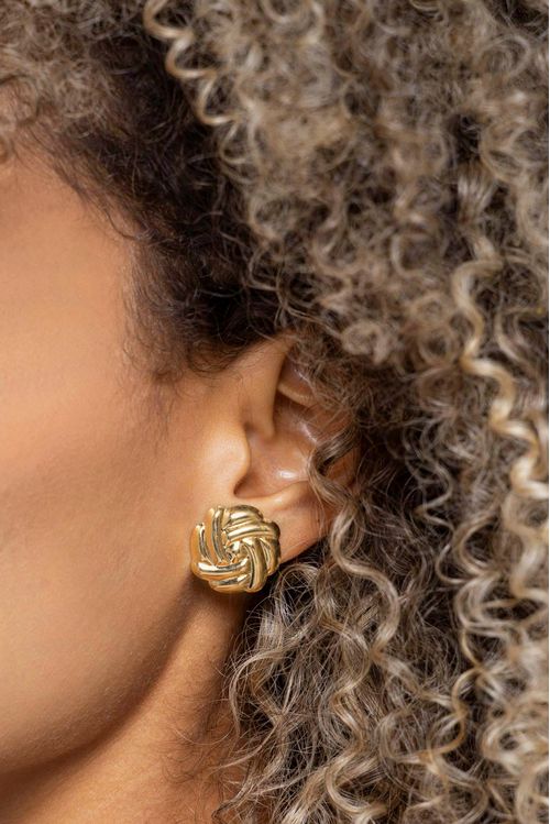 Brinco Detalhes Espiral