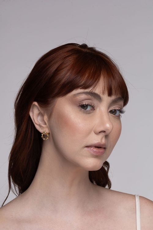 Brinco Vazado Pequeno Ondulado