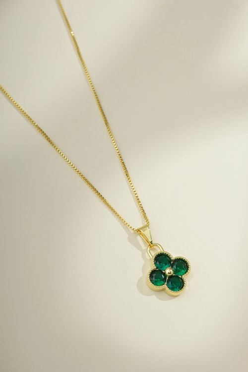 Colar Trevo Pedras Esmeralda