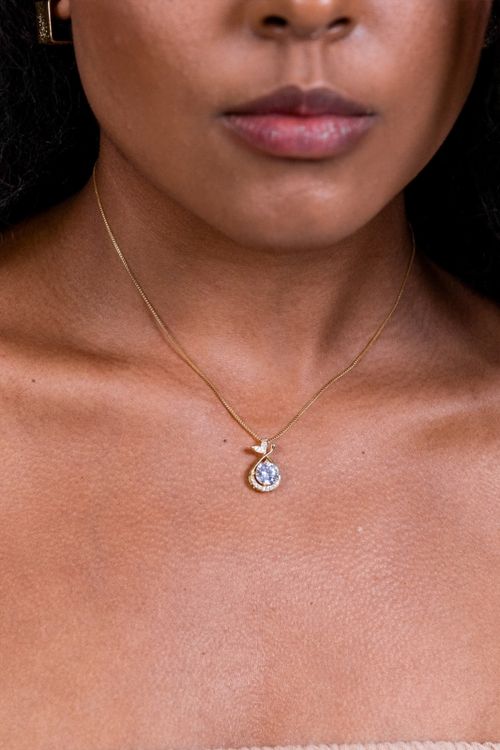 Colar Com Zircônia Redonda E Detalhes Cravejados