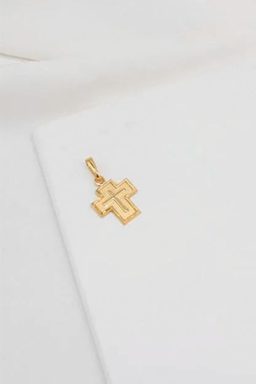 Pingente Crucifixo Com Detalhede Cruz No Meio