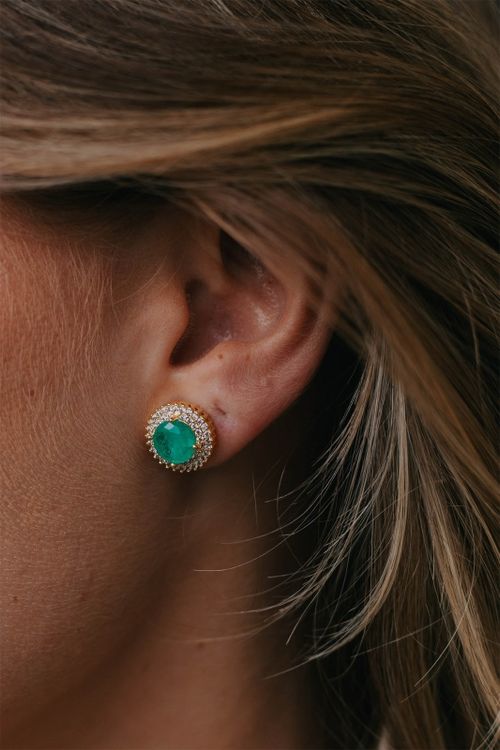 Brinco Redondo Pedra Verde Cravejado Zircônias