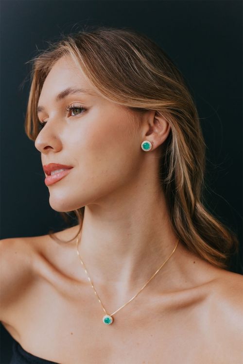 Brinco Redondo Pedra Verde Cravejado Zircônias