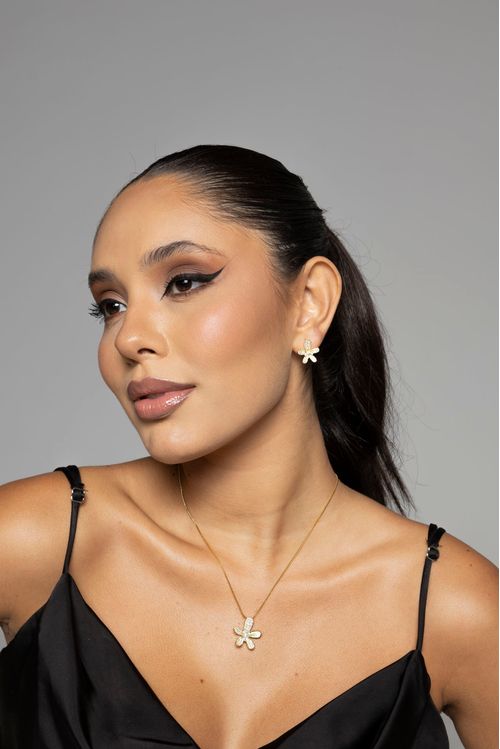 Conjunto Flor Cravejada