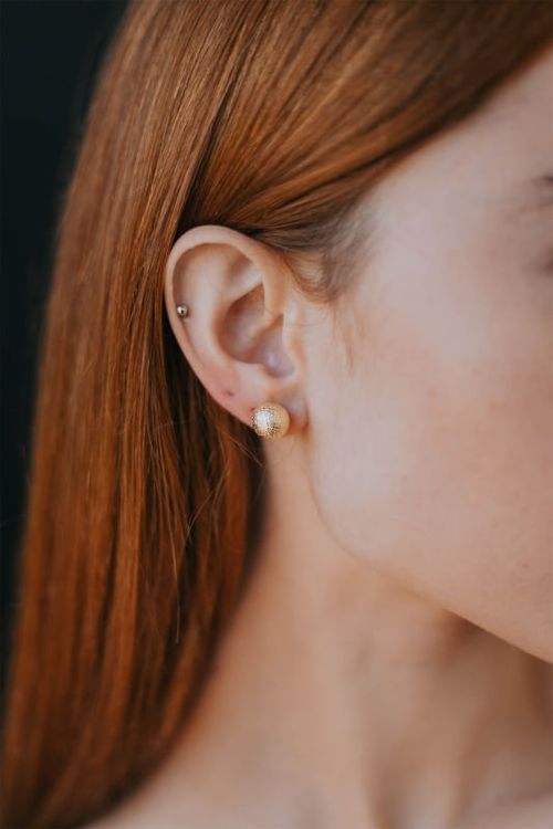 Brinco Bola Craquelada Grande