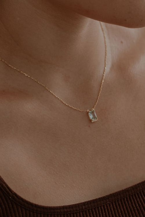 Colar Acquamarine Retangular Cravejado