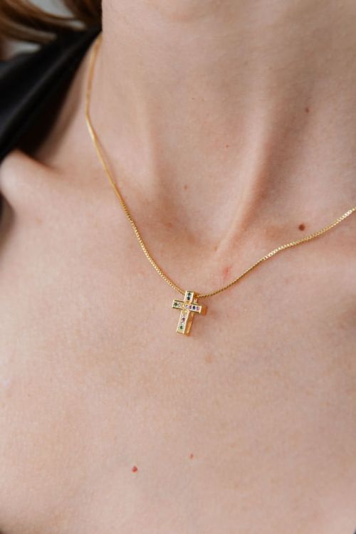 Colar Cruz Cravejado Pedras Coloridas