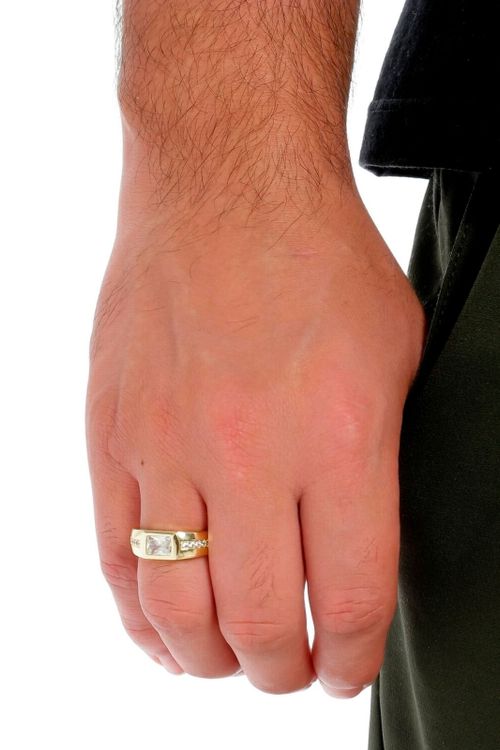 Anel Cristal Retangular Cravejado Com Zircônia