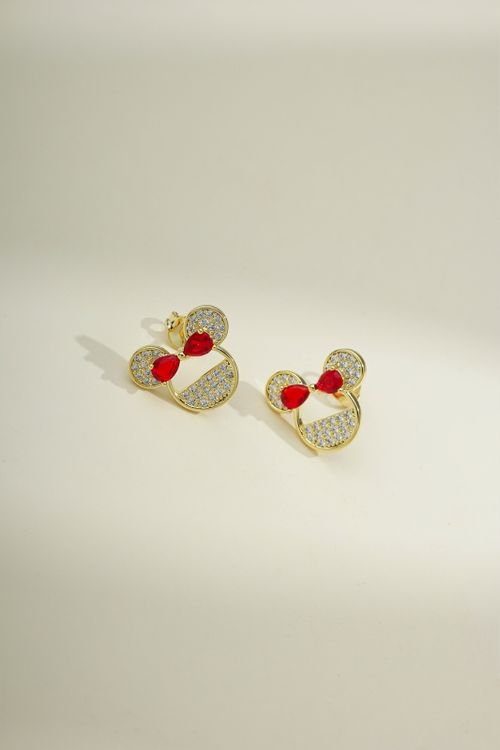 Brinco Minnie Cravejado e Laço Vermelho