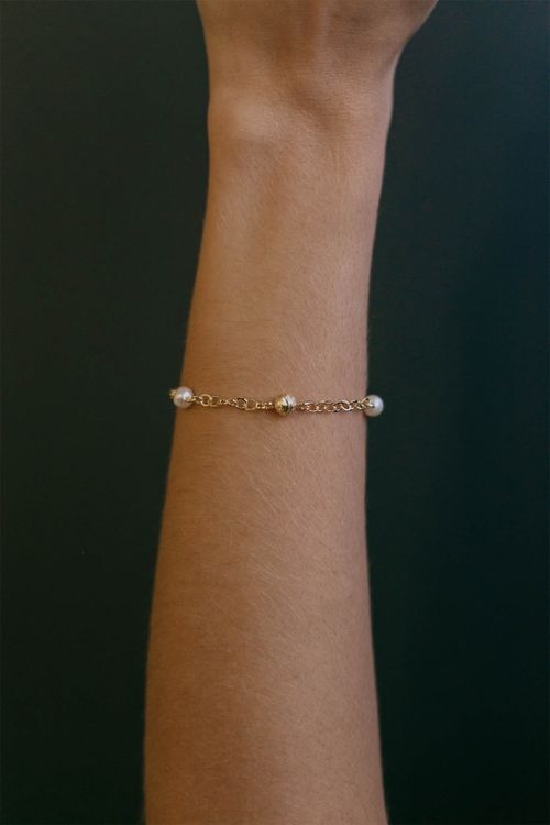 Pulseira Bolinhas Com Detalhes E Bolinha Pérola