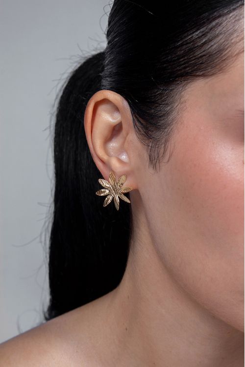 Brinco Flor Texturizada