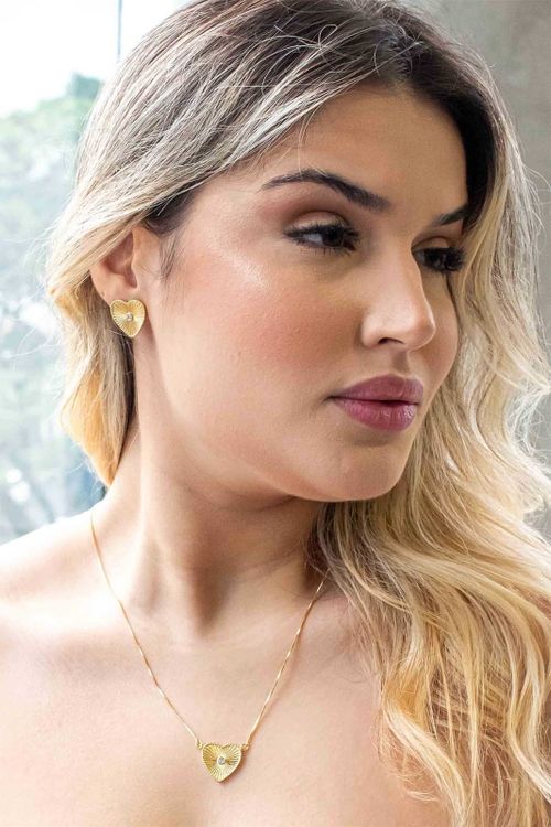 Conjunto Colar E Brinco Formato Coração Texturizado Com Zirc